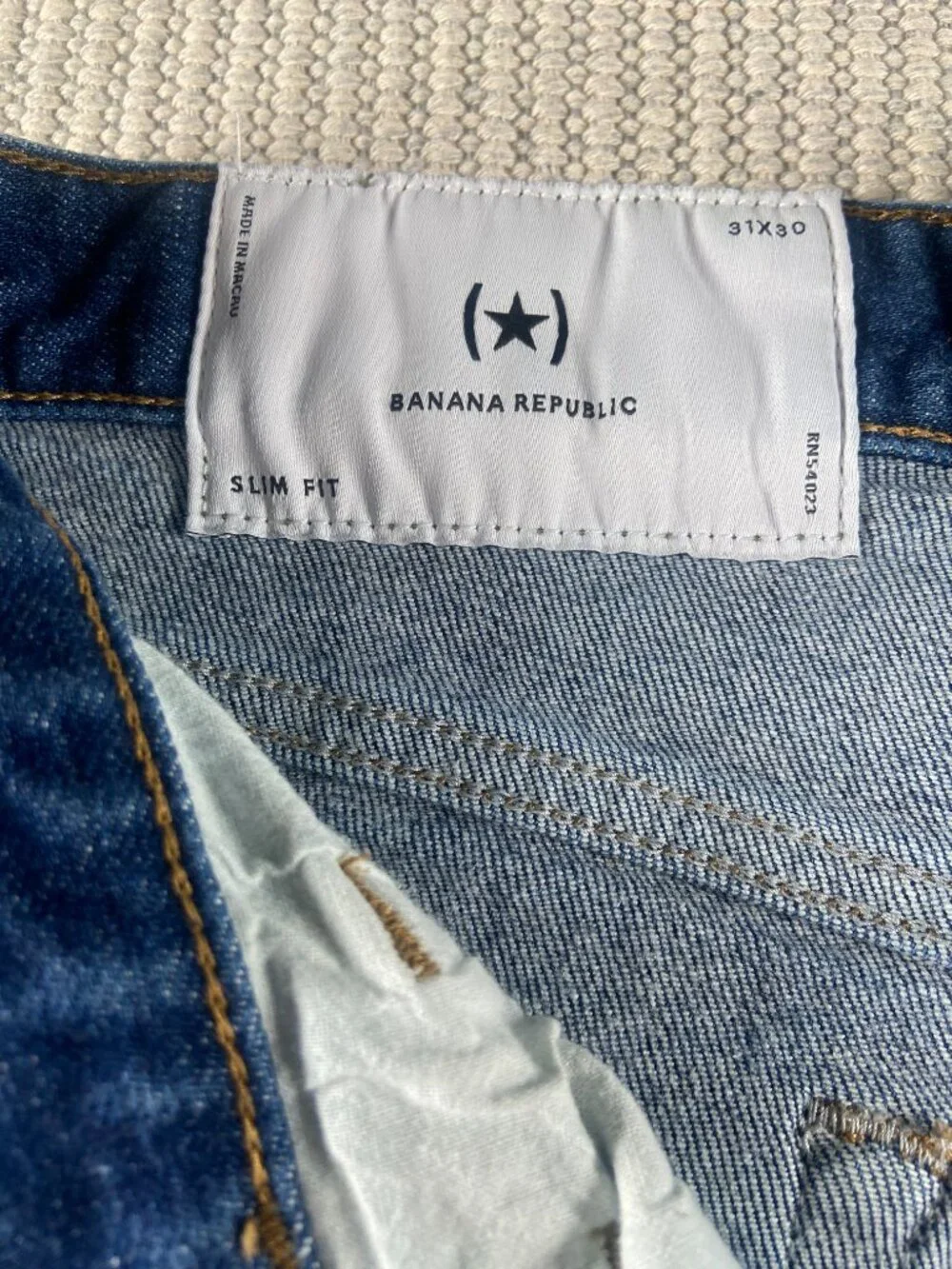Banana Republic Men's Slim Fit Jeans Medium Wash Stretch Denim 31x30